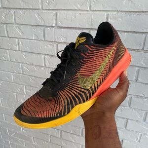 Nike Kobe Mentality 2 Thunder - Size 13